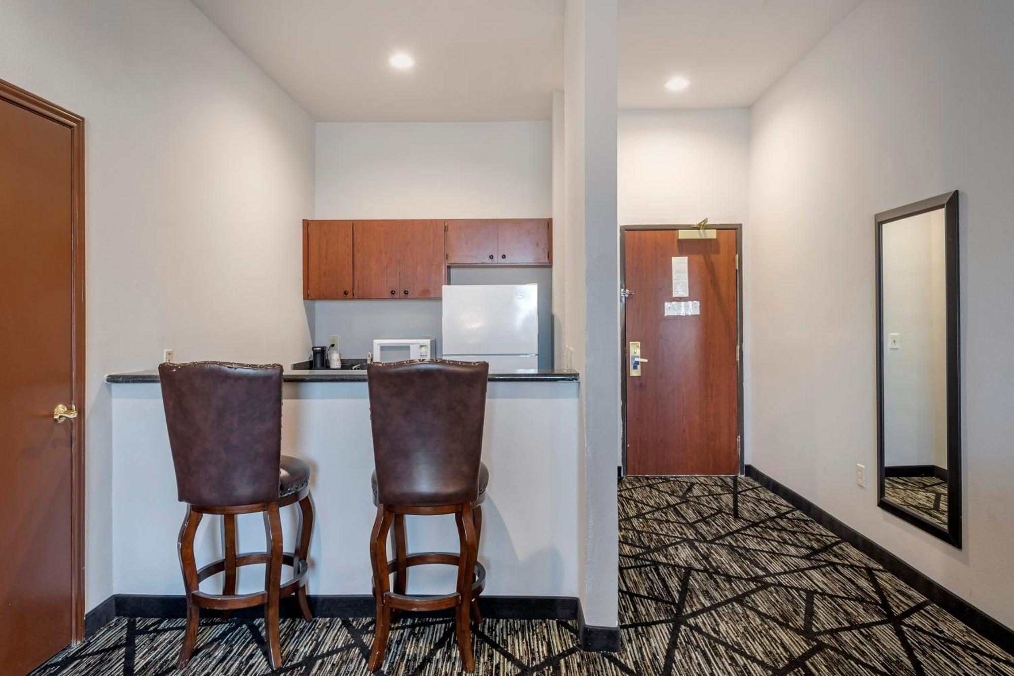 Best Western Plus Mckinney Inn And Suites Bagian luar foto